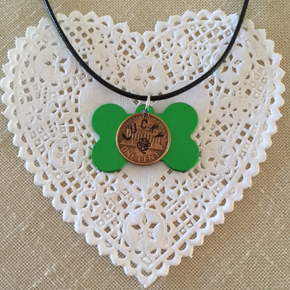 ARTISAN LUCKY Dog Bone Necklace Green Hand Crafted Stamped Shamrock Penny - Picture 8 of 8
